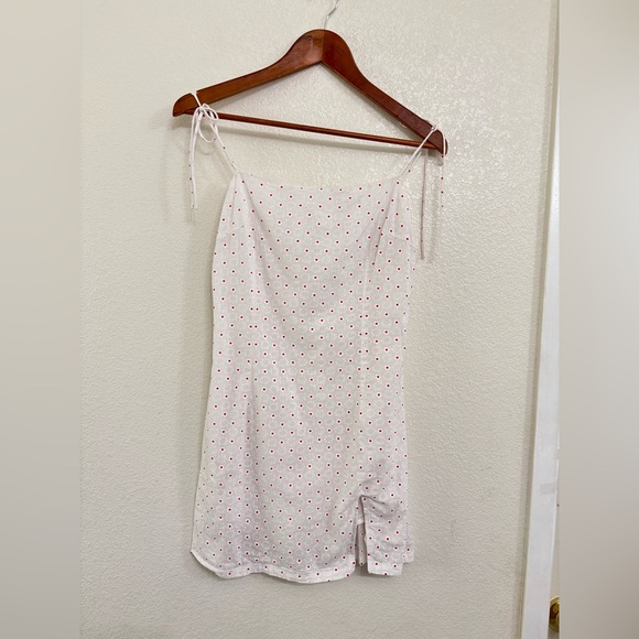 Princess Polly Nellie White Red Polka Dot Eyelet Mini Dress Slit - Picture 2 of 9